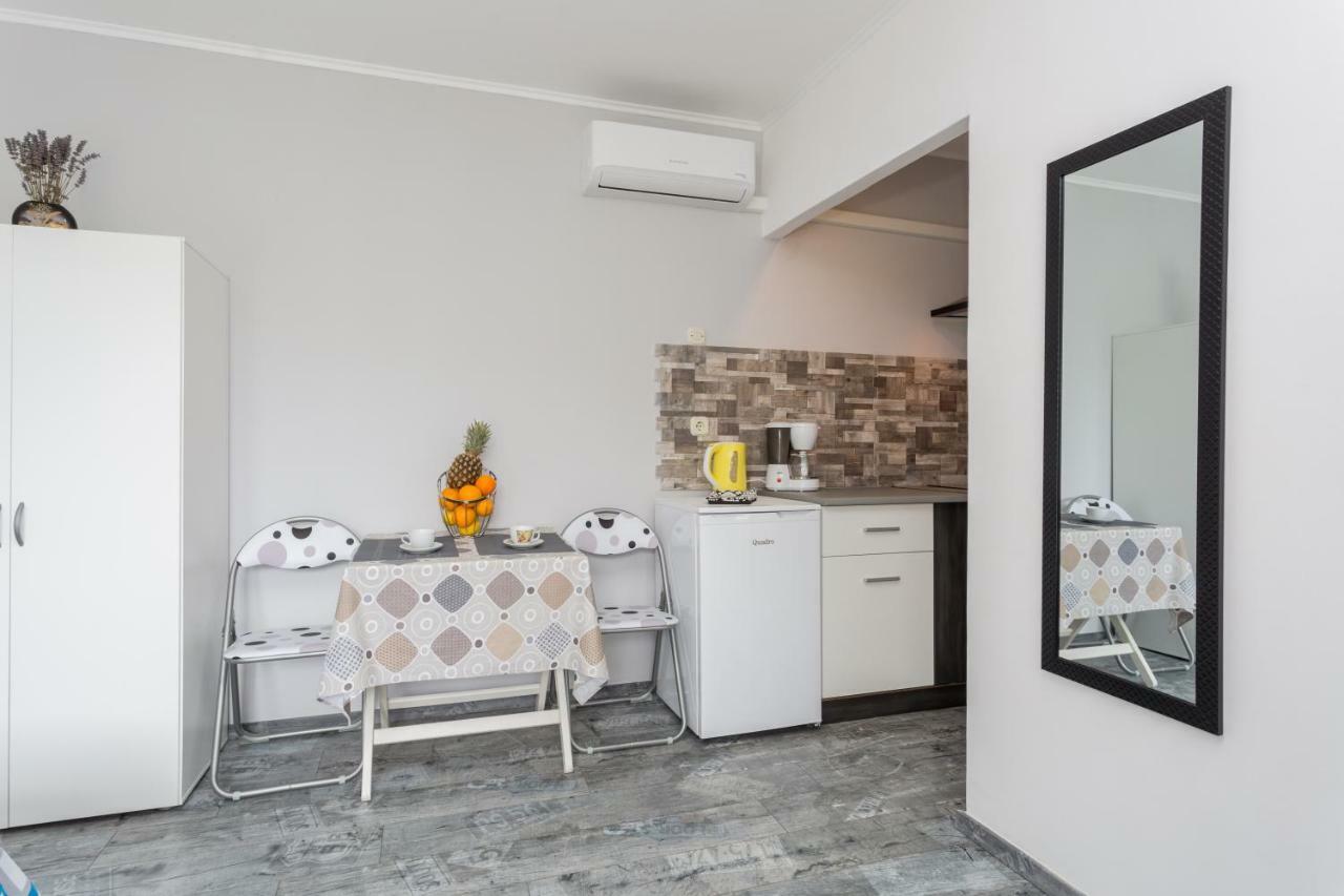 באסקה Studio Apartments Gilda מראה חיצוני תמונה